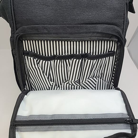 Delaney Lane Durable Stylish Baby Travel Diaper Bag Backpack Black Charcoal 16" - Picture 2 of 6